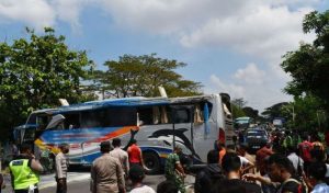 Tragedi Maut Bus Sugeng Rahayu vs Eka Cepat, 3 Tewas belasan terluka
