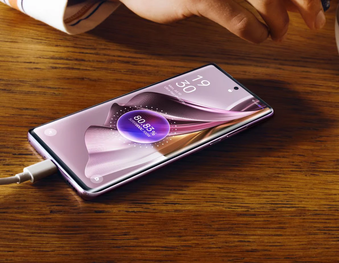 Baterai OPPO Reno10 Pro+ 5G, Penuh dalam 25 menit