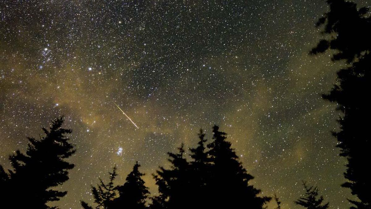 Hujan Meteor Puppid Velid Segera Hiasi Langit Malam Selama 15 Hari