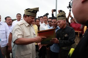 Reaksi Prabowo Soal Nilai-11 Emang Gue Pikirin 