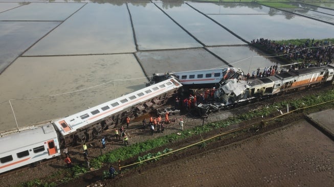 Tragedi Tabrakan 2 Kereta Api di Cicalengka