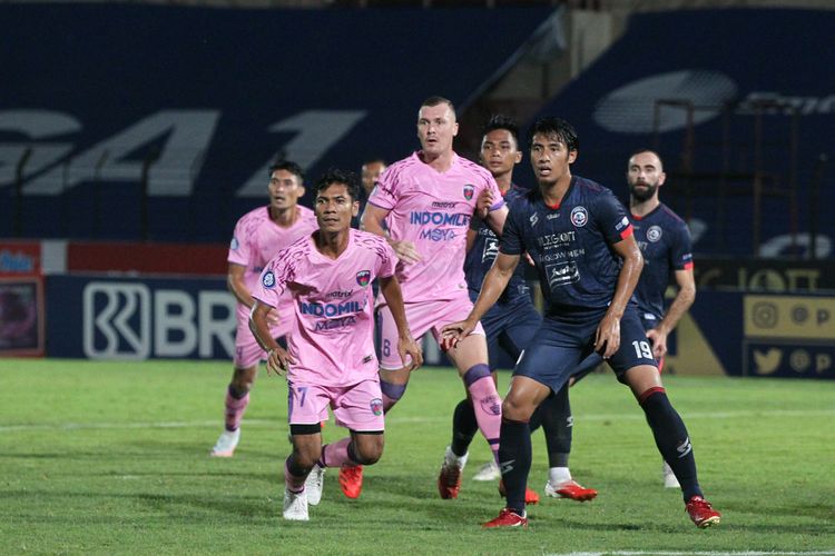 Laga Bri Liga 1 antara Persita Tangerang lawan Arema