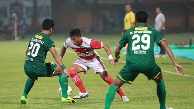 Prediksi Lengkap Persebaya vs Madura Utd Bri Liga 1