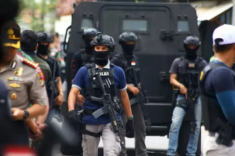 Densus 88 Sita Bahan Peledak Milik Tukang Bubur Jaringan ISIS