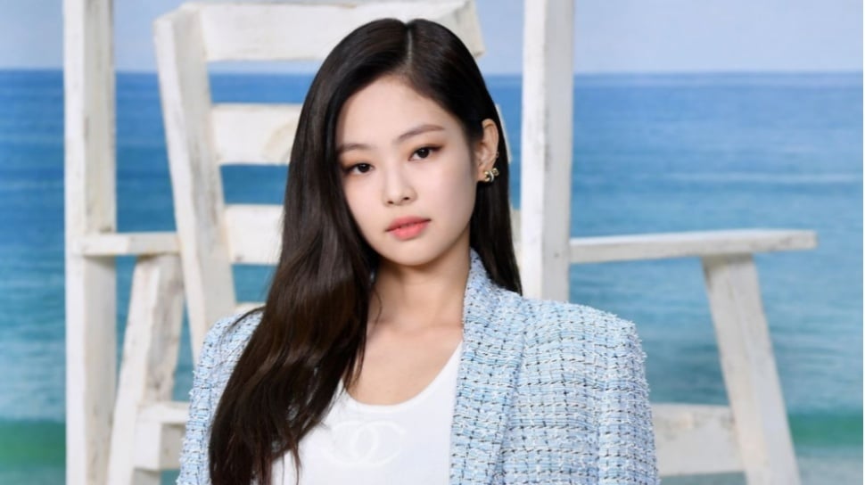 Terekam Hisap Vape Dalam Ruangan Jennie BLACKPINK Rilis Permintaan Maaf