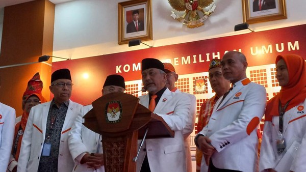 KPU Tetapkan 580 Caleg DPR Terpilih yang Lolos ke Senayan