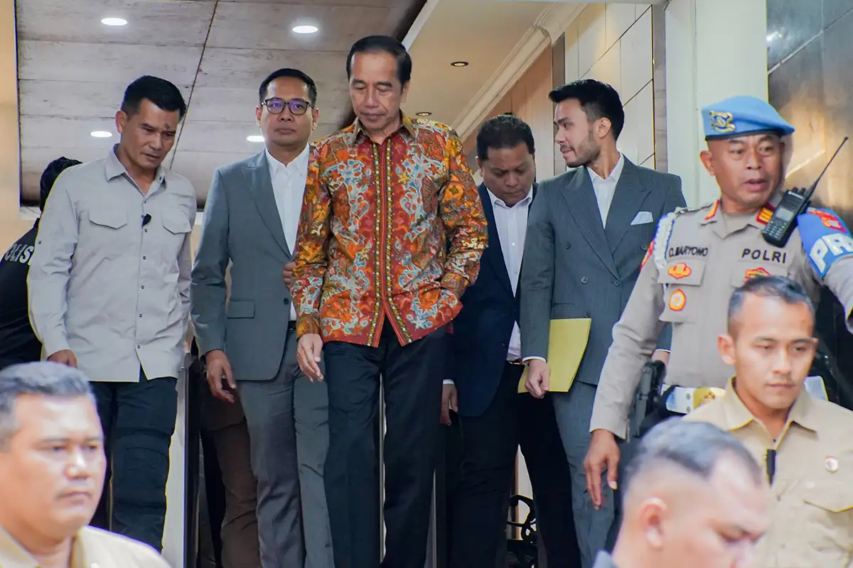 Kasus Tuduhan Ijazah Palsu Jokowi 1 Podcaster Diperiksa Polda