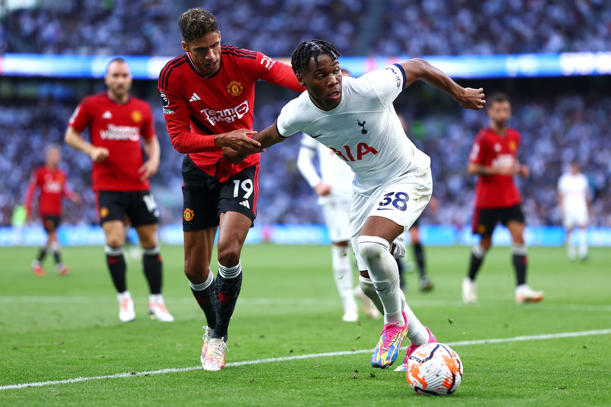 Prediksi Lengkap Tottenham vs Manchester Utd Liga Eropa 2025