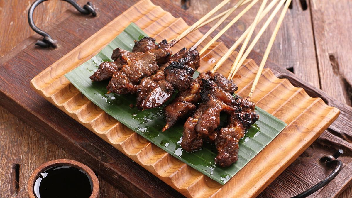 4 Tips Bikin Sate Kambing Empuk dan Tidak Bau