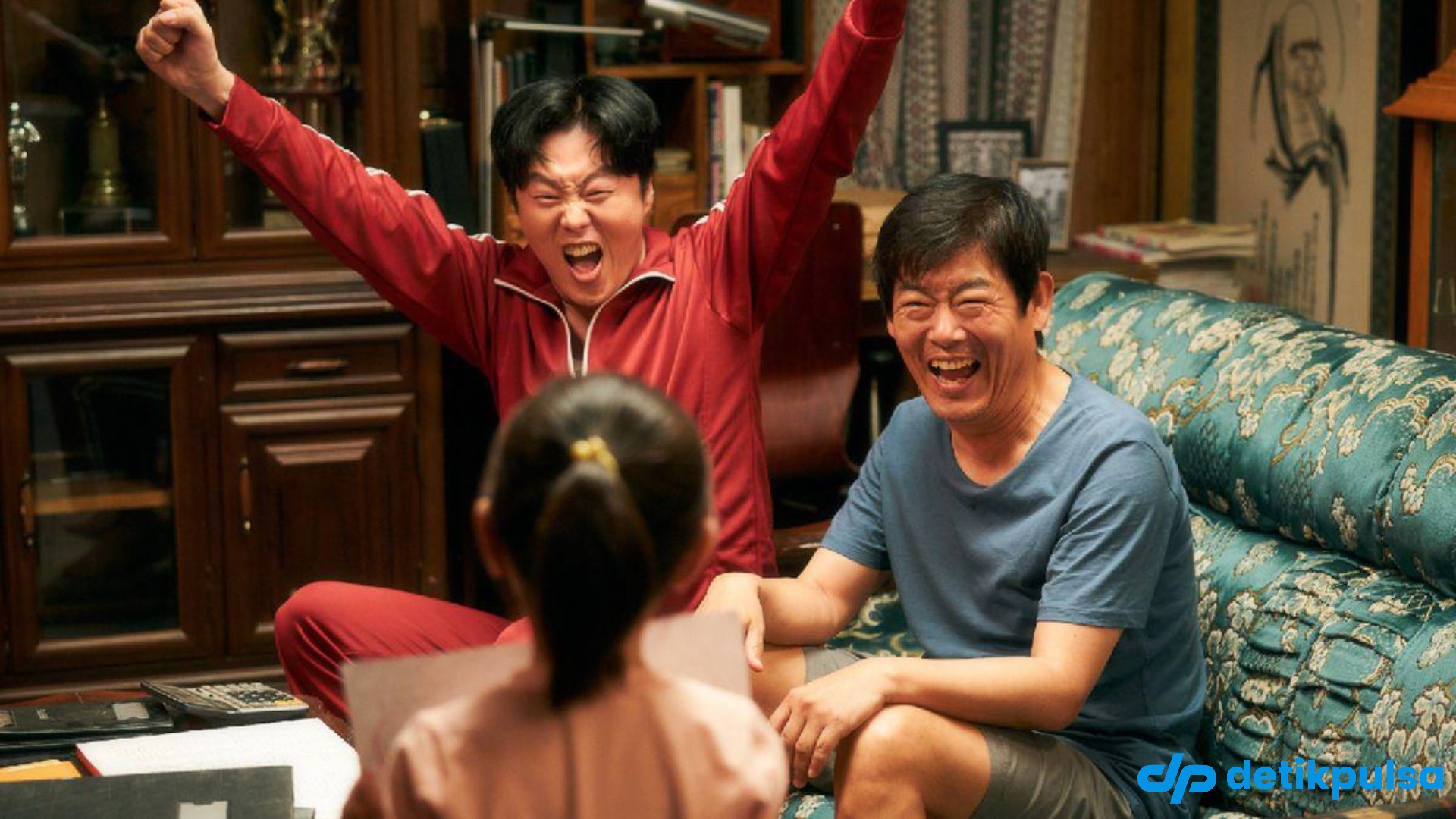 6 Film Korea Populer yang Bikin Baper