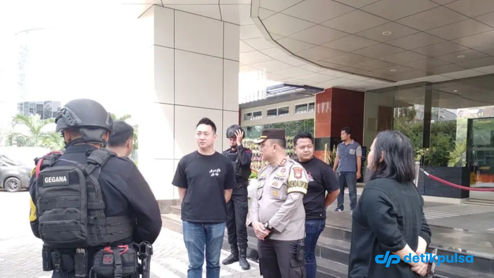 Teror Bom Incar 3 Sekolah Internasional di Jakut