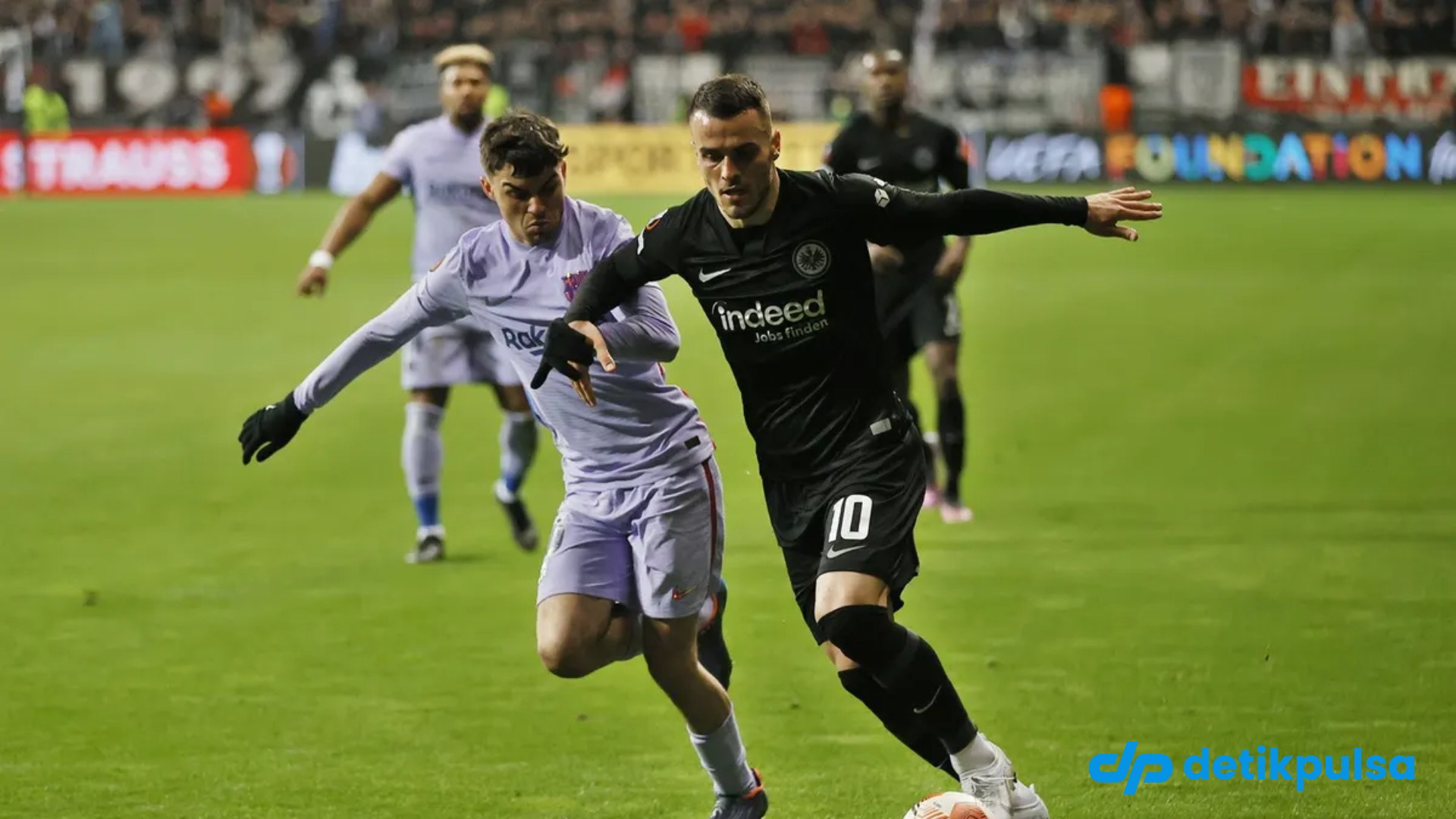 Prediksi Lengkap Barcelona vs Frankfurt 10 Desember