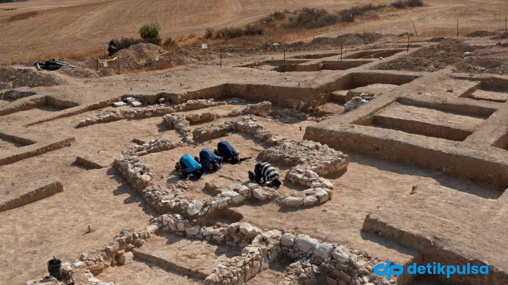 Masjid 1200 Tahun Muncul di Gurun Israel