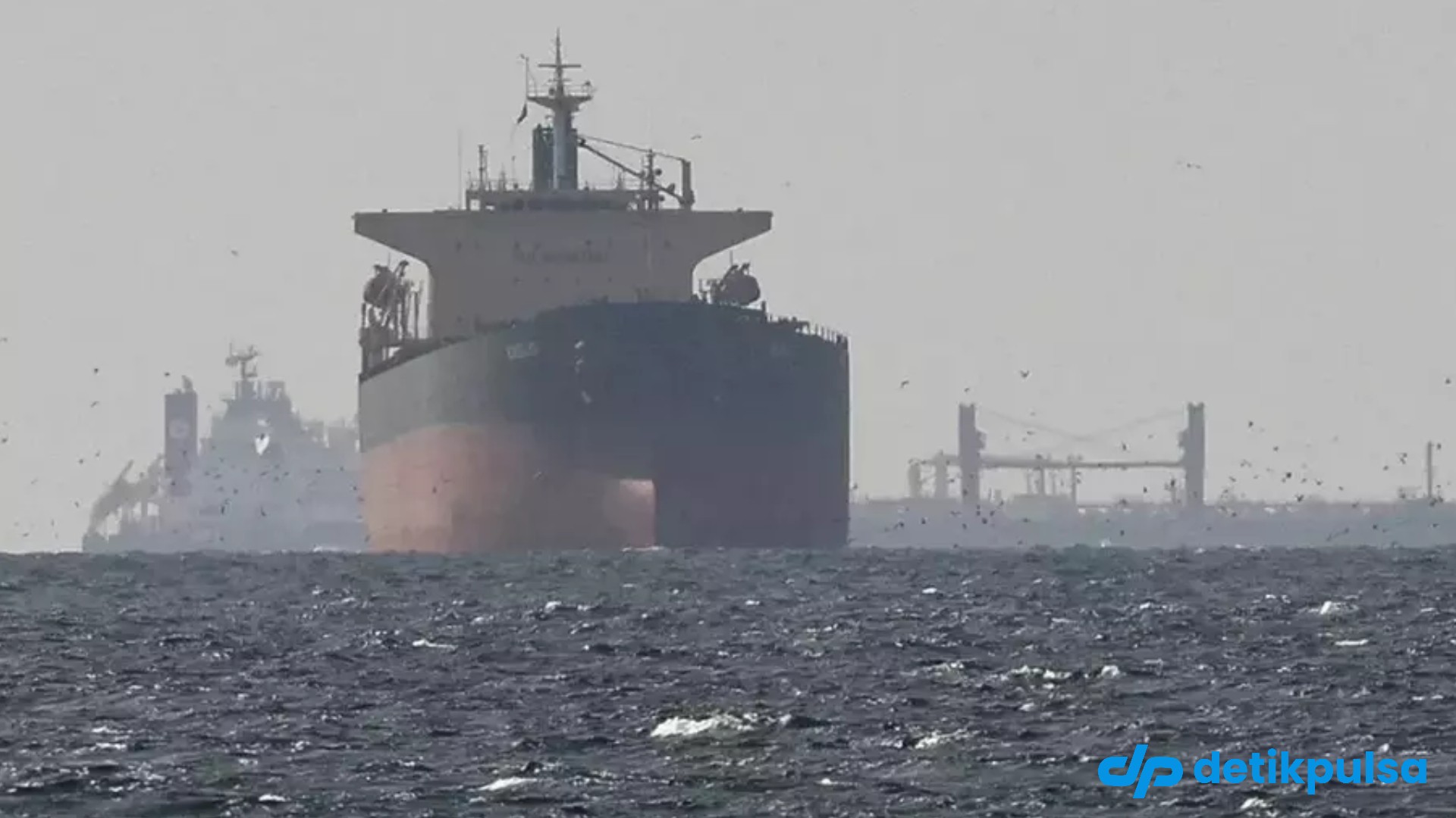 7 Negara yang Tankernya Resmi Diijinkan Iran Lewati Selat Hormuz