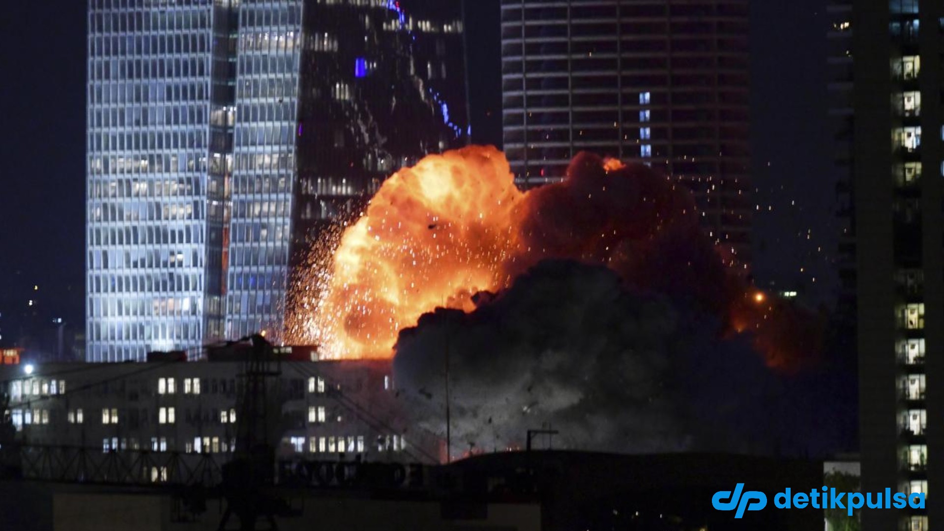 Rudal Iran Serang Pusat Israel, Tel Aviv Hancur dan 12 Terluka