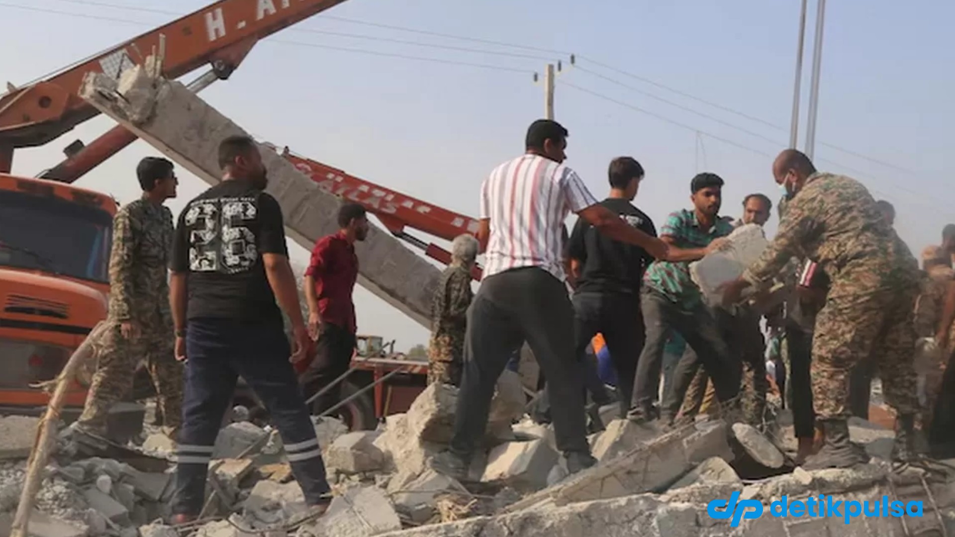 Senjata Canggih Milik AS Hujam 170 Siswi SD Iran