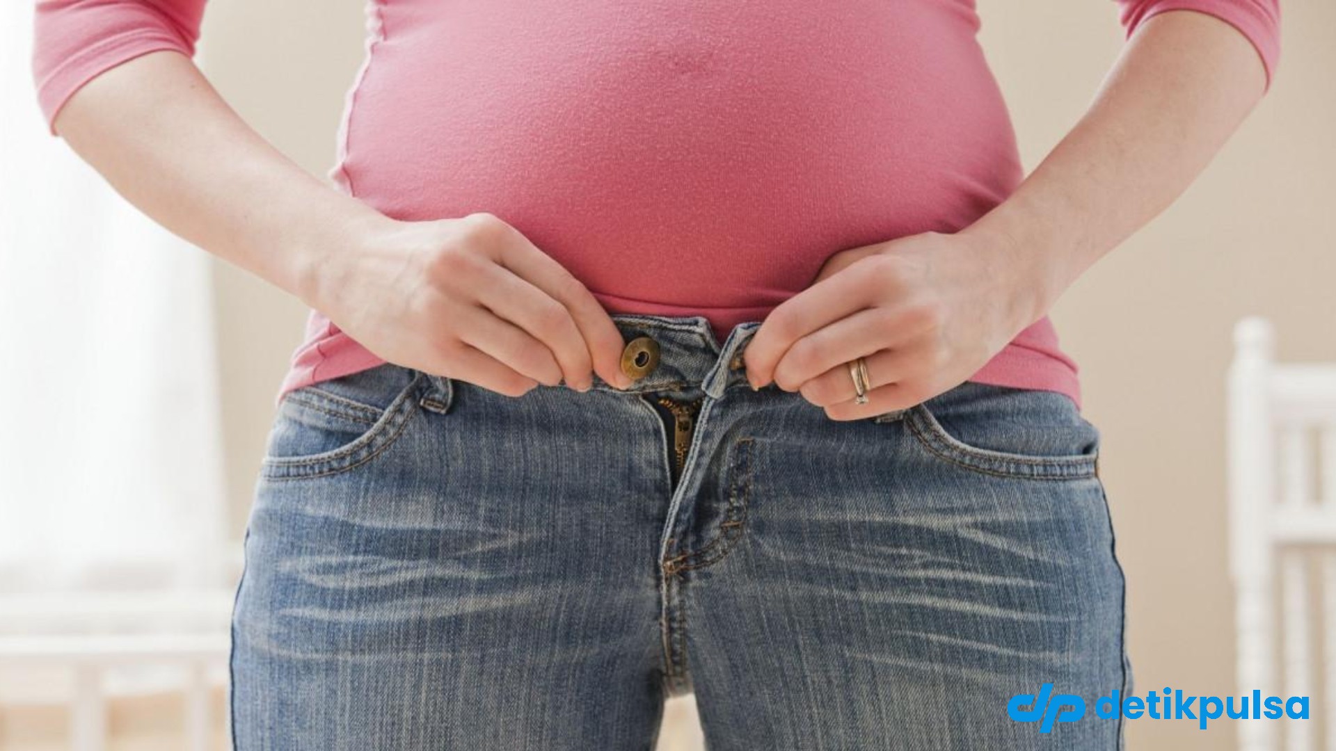 6 Tips Alami Atasi Perut Kembung