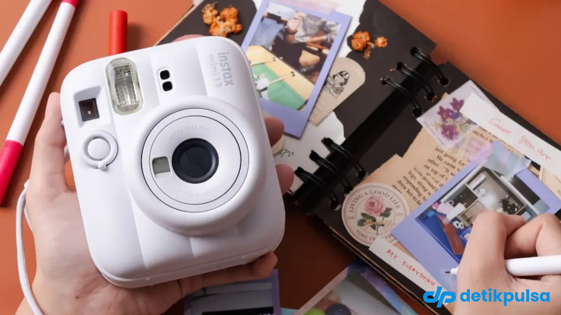 Fujifilm Resmi Rilis Instax Mini 13