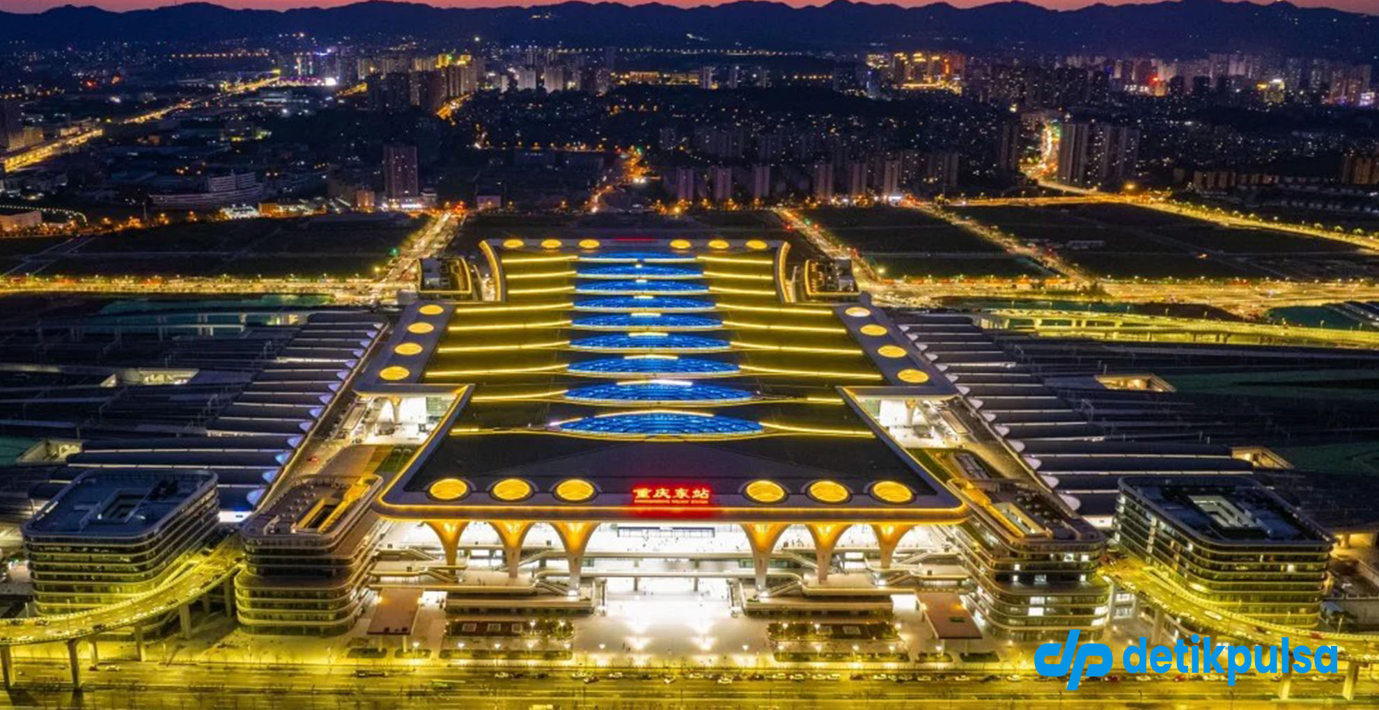 Stasiun Kereta Terbesar di Dunia Milik China Seluas 170 Lapangan Bola