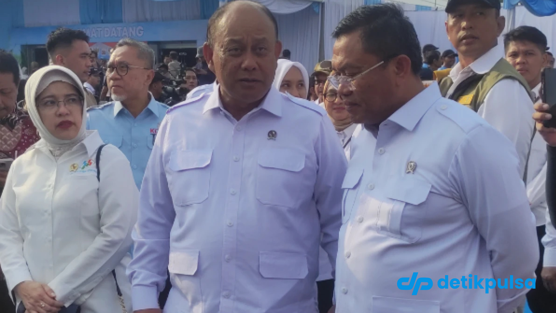 Kepala BGN dan 2 Wakil nya Resmi Dicopot Prabowo